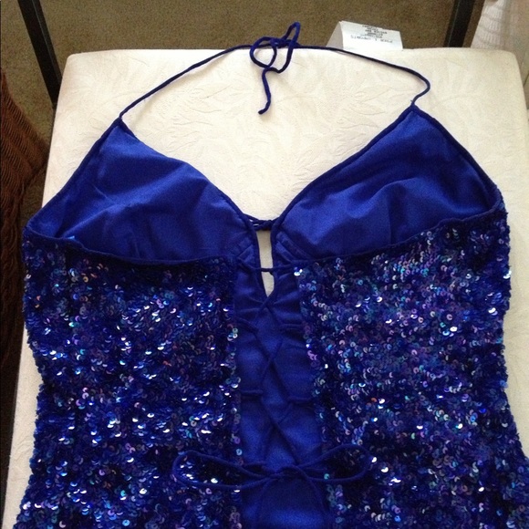 Blue sequins halter, draw string in back (vintage) - Picture 2 of 4